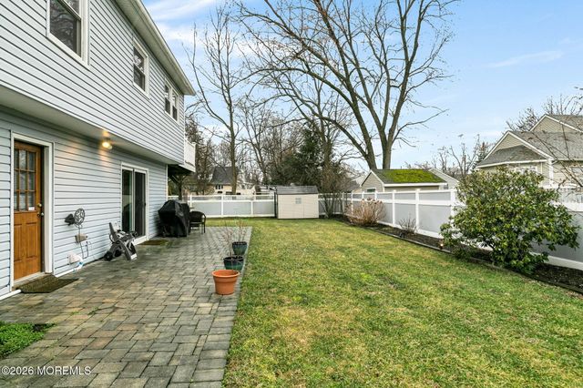 42 York Avenue, Port Monmouth, NJ 07758