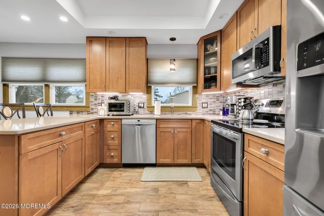 42 York Avenue, Port Monmouth, NJ 07758