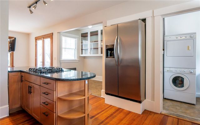 446 Broadway B, Newport, RI 02840