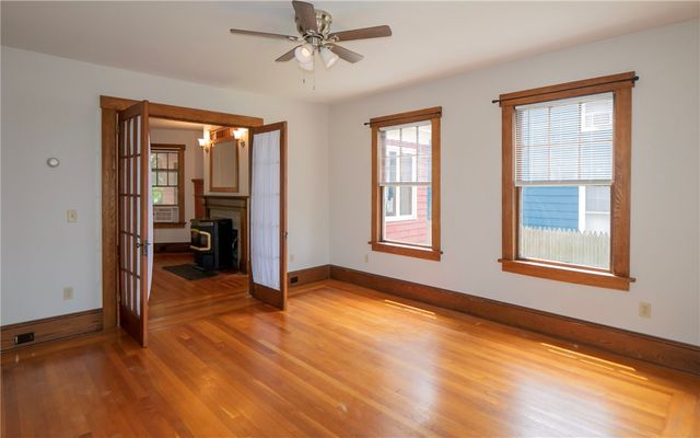 446 Broadway B, Newport, RI 02840