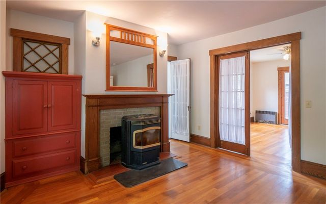 446 Broadway B, Newport, RI 02840