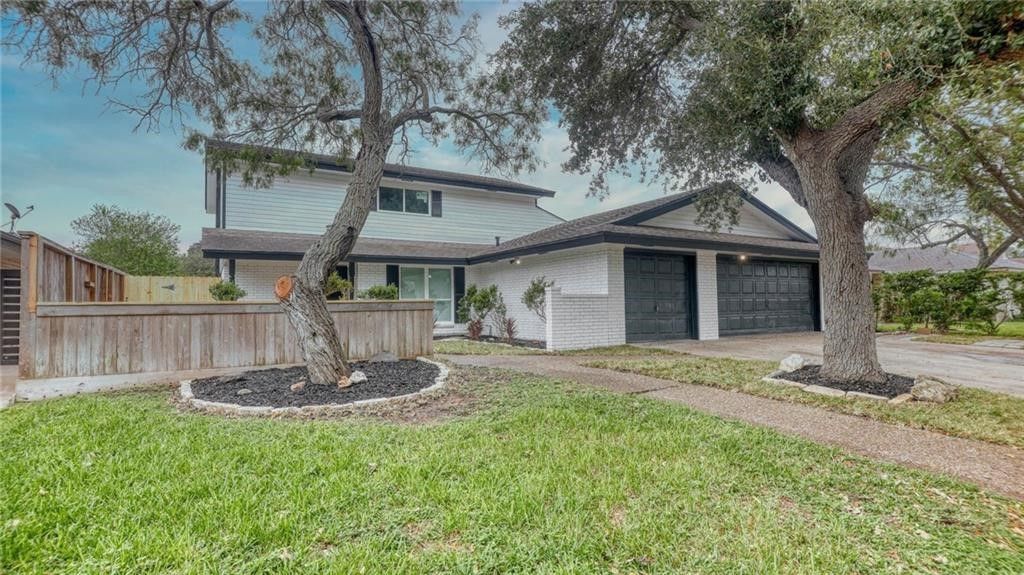 1113 Delta Dr, Corpus Christi, TX 78412 — exterior