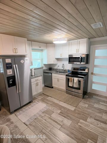 2161 Todd Lane, Indialantic, FL 32903