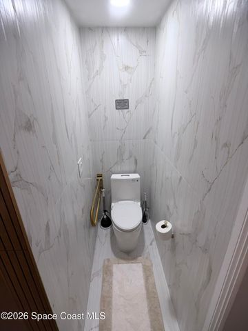 2161 Todd Lane, Indialantic, FL 32903