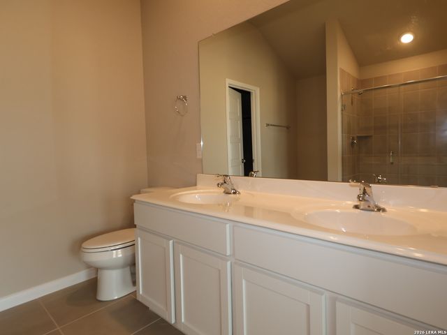 17510 Buffalo Grass Lane, Elmendorf, TX 78112