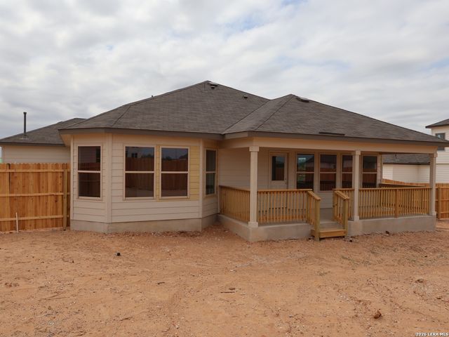 17510 Buffalo Grass Lane, Elmendorf, TX 78112