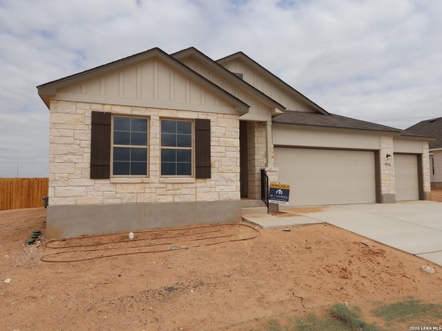 17510 Buffalo Grass Lane, Elmendorf, TX 78112