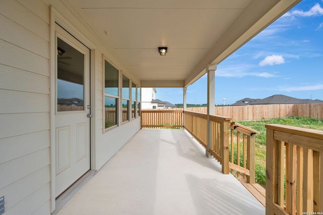17510 Buffalo Grass Lane, Elmendorf, TX 78112