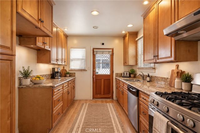 10433 La Serna Drive, Whittier, CA 90603