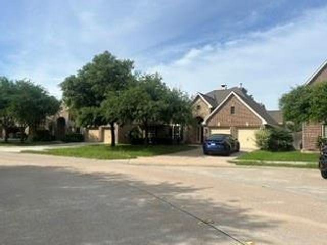 26806 Autumn Timbers Lane, Cypress, TX 77433