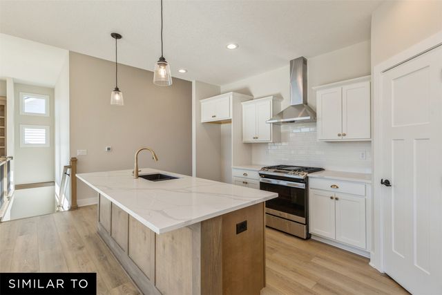 2710 SE Florence Drive, Waukee, IA 50263