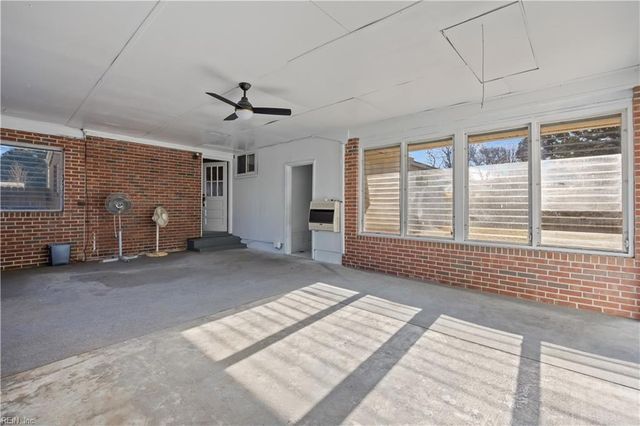 529 Aragona BLVD, Virginia Beach, VA 23462