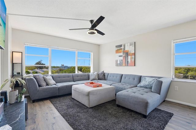 8950 PARK BOULEVARD 510, Seminole, FL 33777