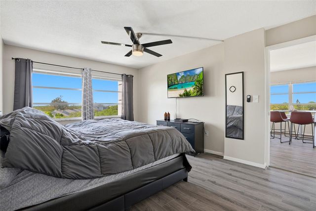 8950 PARK BOULEVARD 510, Seminole, FL 33777