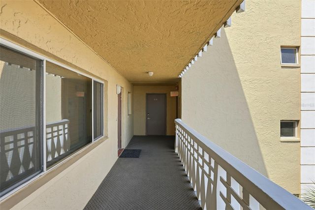 8950 PARK BOULEVARD 510, Seminole, FL 33777