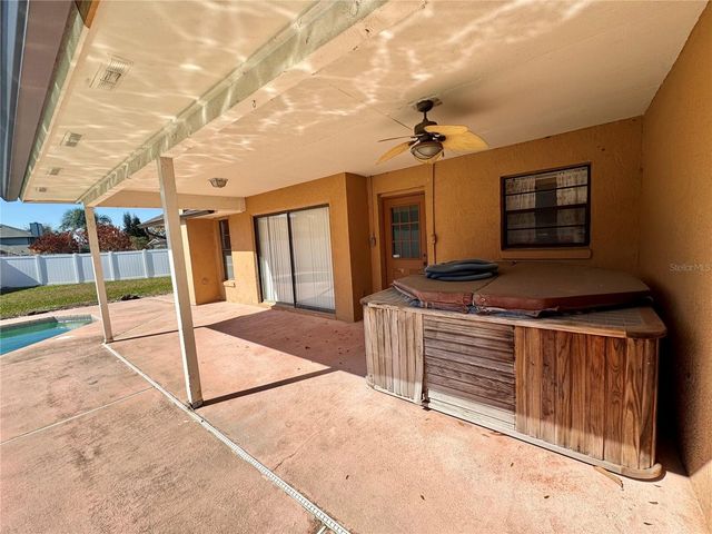 2904 NIPAWIN COURT, Orlando, FL 32837