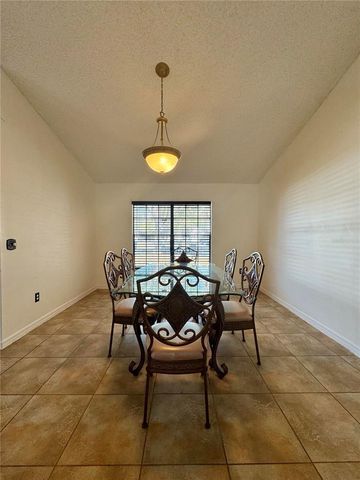 2904 NIPAWIN COURT, Orlando, FL 32837