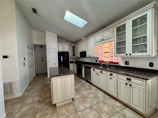 2904 NIPAWIN COURT, Orlando, FL 32837