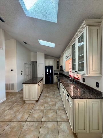 2904 NIPAWIN COURT, Orlando, FL 32837