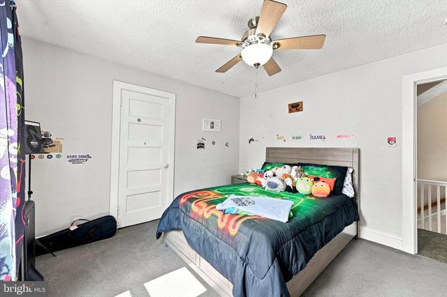 302 WILLIAM ST, Downingtown, PA 19335