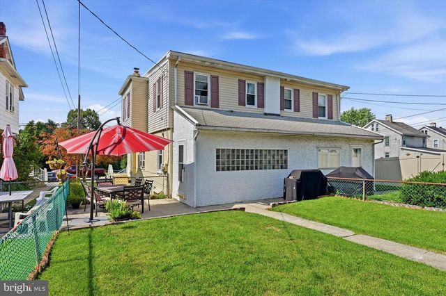 302 WILLIAM ST, Downingtown, PA 19335
