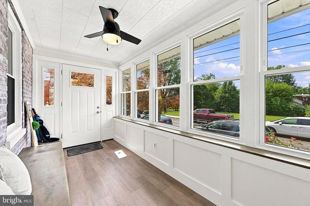 302 WILLIAM ST, Downingtown, PA 19335