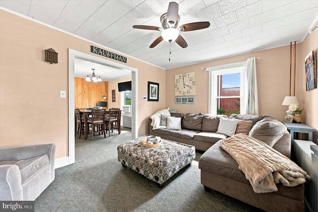 302 WILLIAM ST, Downingtown, PA 19335
