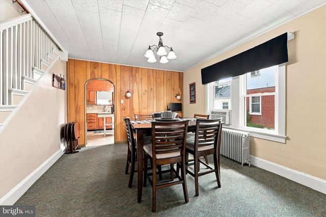 302 WILLIAM ST, Downingtown, PA 19335