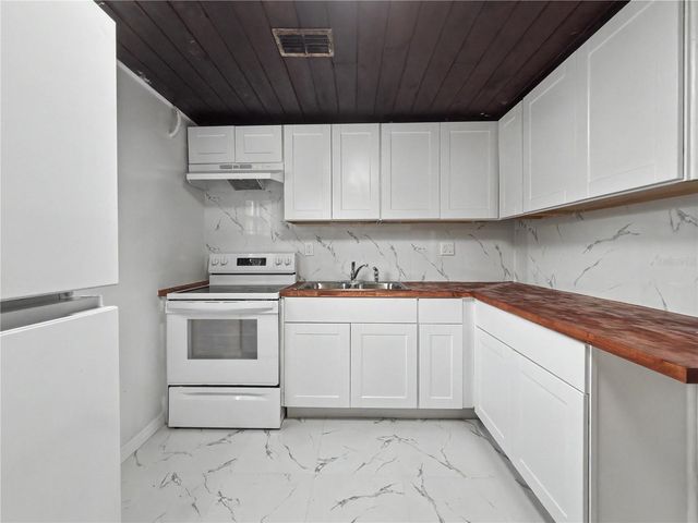2848 W HARWOOD STREET, Orlando, FL 32805