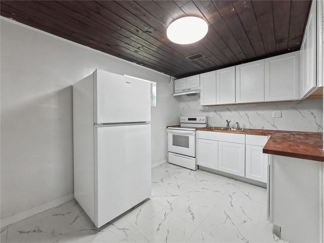 2848 W HARWOOD STREET, Orlando, FL 32805
