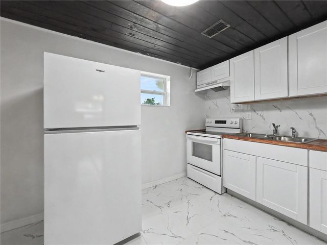 2848 W HARWOOD STREET, Orlando, FL 32805