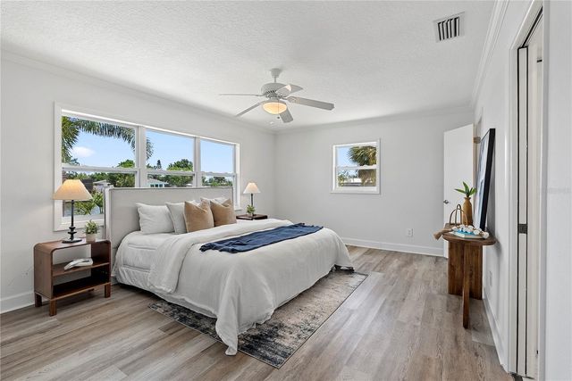 805 LEISEY CIRCLE, Ruskin, FL 33570