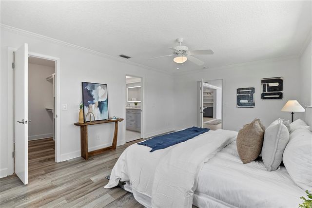 805 LEISEY CIRCLE, Ruskin, FL 33570