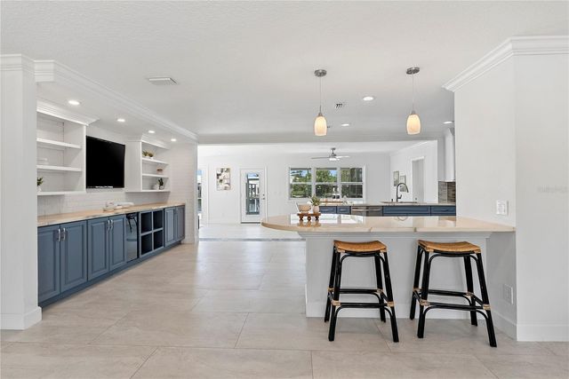 805 LEISEY CIRCLE, Ruskin, FL 33570