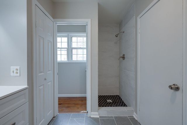 4859 SOUTHERN AVE, Memphis, TN 38117