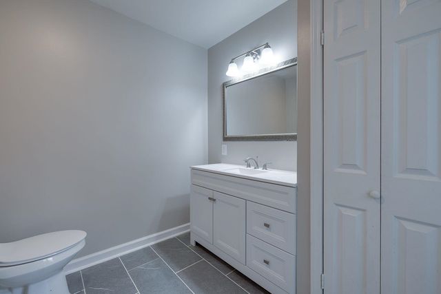 4859 SOUTHERN AVE, Memphis, TN 38117