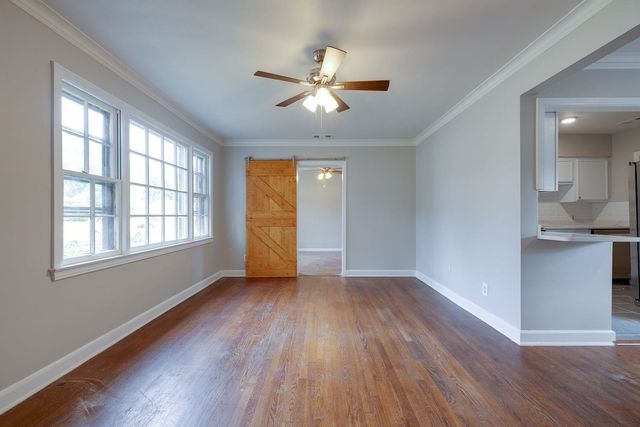 4859 SOUTHERN AVE, Memphis, TN 38117