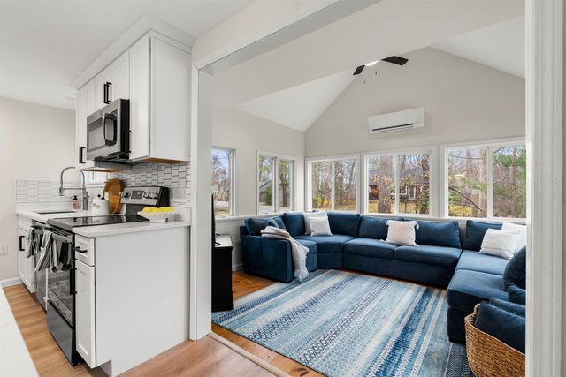 53 W Atlantic Avenue, Rye, NH 03870