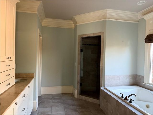 2617 Canterbury NE Trail, Atlanta, GA 30324