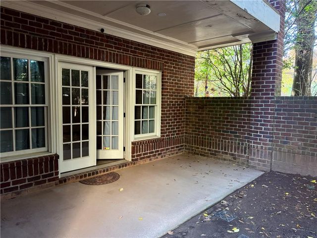2617 Canterbury NE Trail, Atlanta, GA 30324