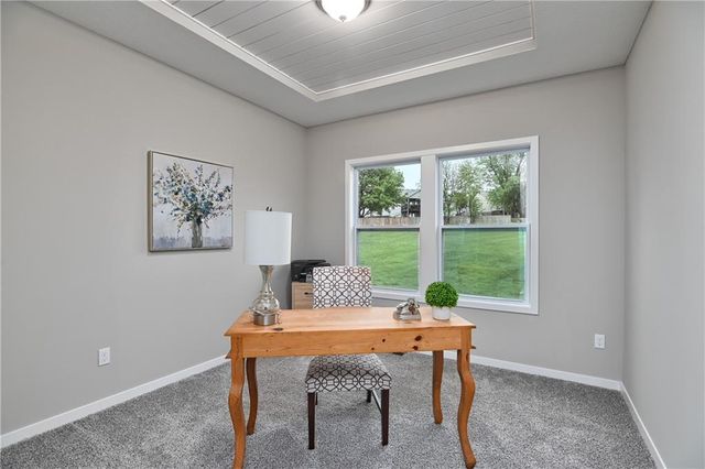 6000 Apache Drive, Shawnee, KS 66226