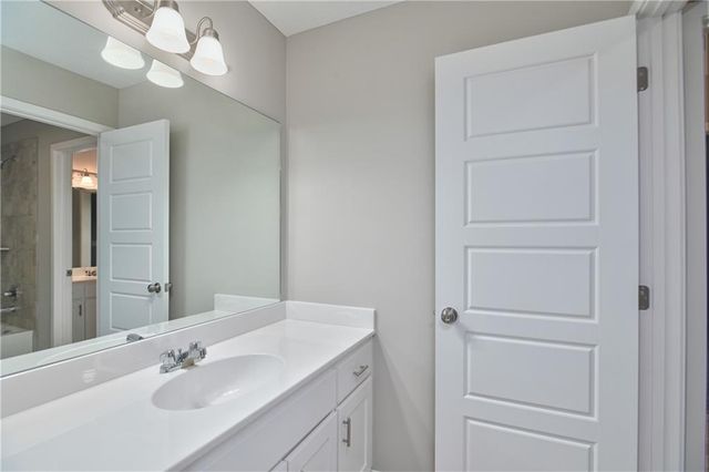 6000 Apache Drive, Shawnee, KS 66226
