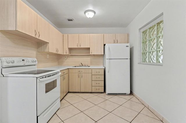 6550 SW 30th St, Miramar, FL 33023