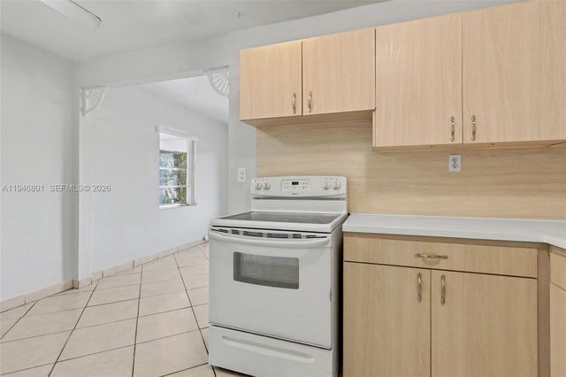 6550 SW 30th St, Miramar, FL 33023