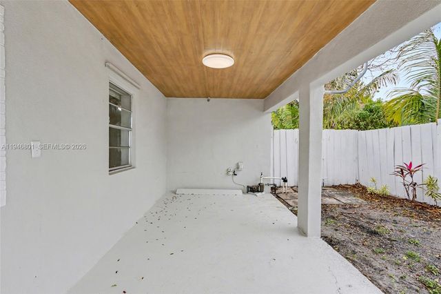 6550 SW 30th St, Miramar, FL 33023