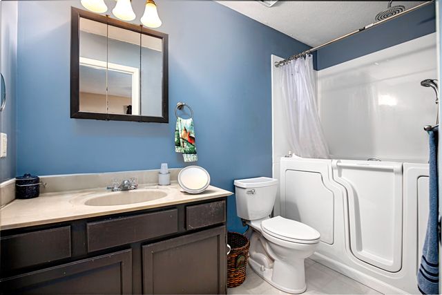 104 Medinah Court, Frankfort, KY 40601