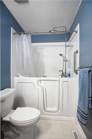 104 Medinah Court, Frankfort, KY 40601