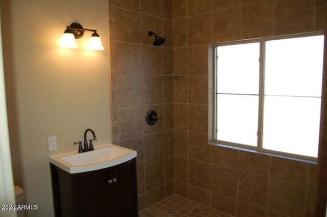 2640 E CAPTAIN DREYFUS Avenue, Phoenix, AZ 85032