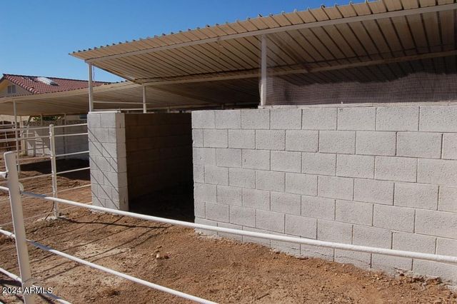 2640 E CAPTAIN DREYFUS Avenue, Phoenix, AZ 85032