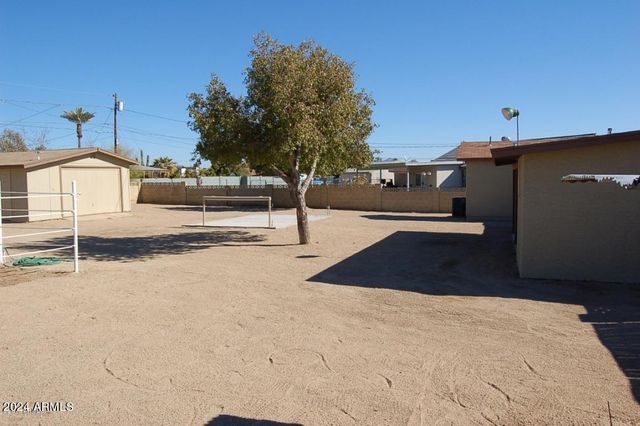 2640 E CAPTAIN DREYFUS Avenue, Phoenix, AZ 85032